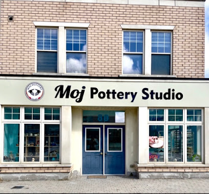 Moj Pottery Studio, Toronto