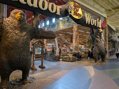 Bass Pro Shops, Toronto